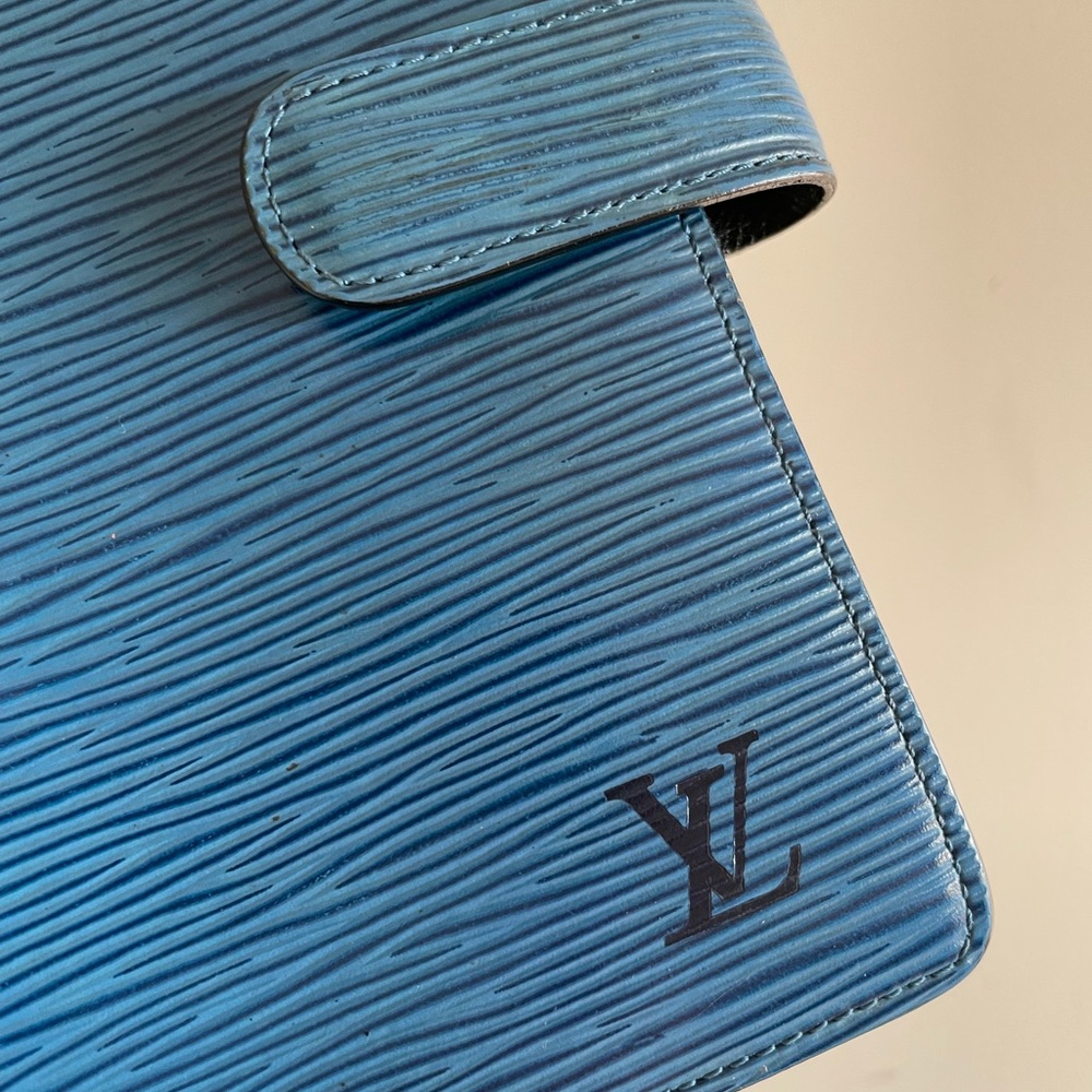 Authentic Louis Vuitton Agenda MM blue Epi - Picture 3 of 15